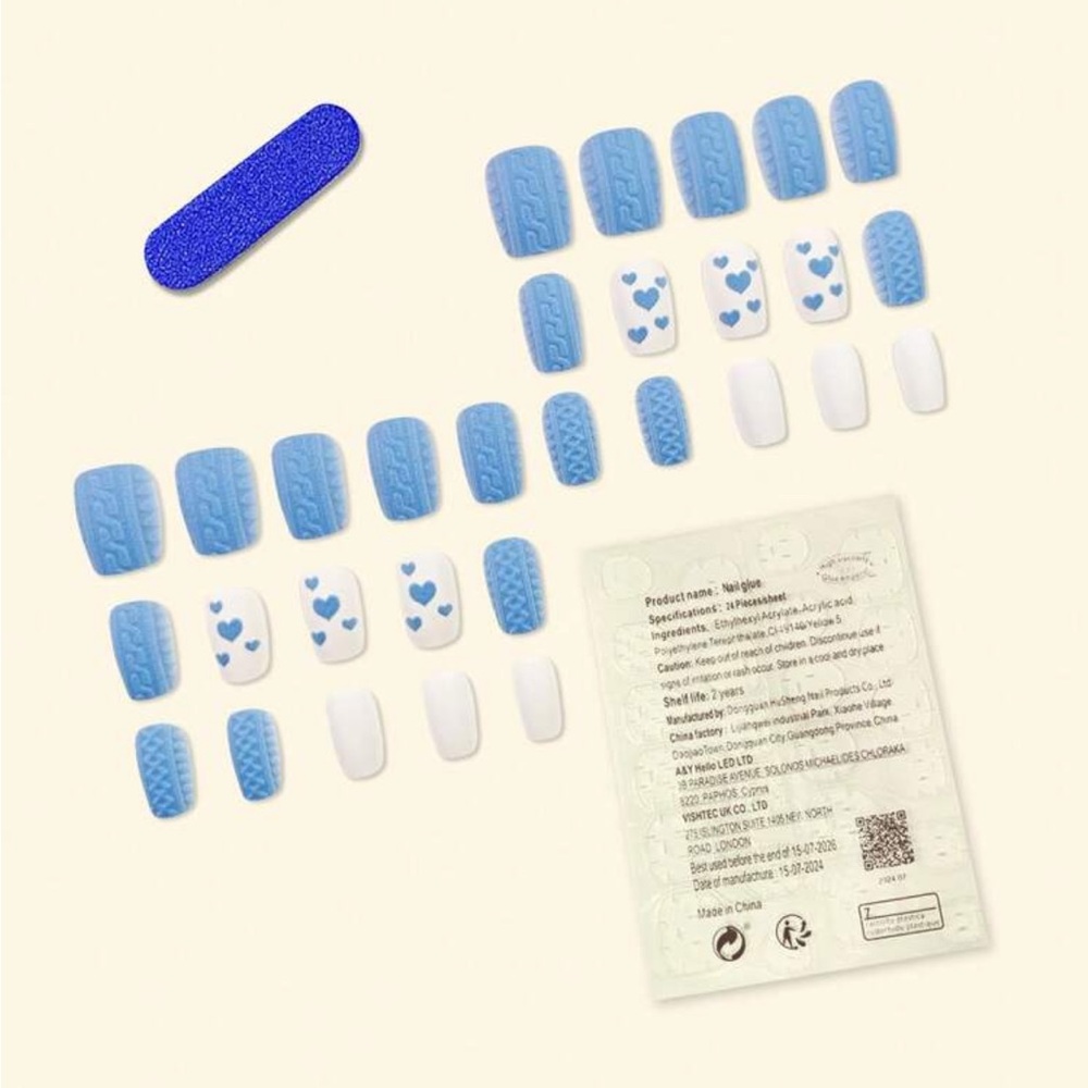Argyle Love Blue & White Press On Nail Set NEW 🏷️ - Picture 2 of 3